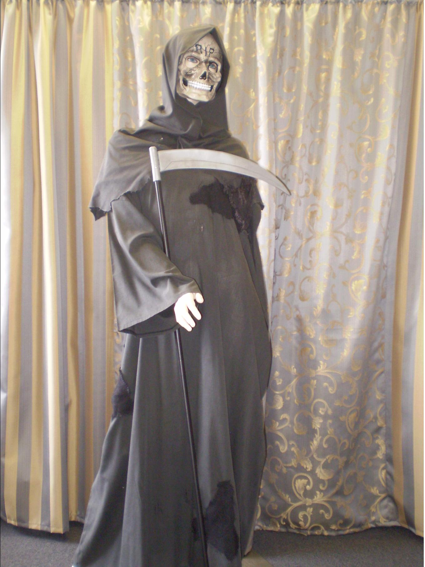 halloween costumes starting with a