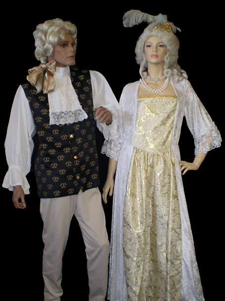 Baroque costumes for a couple