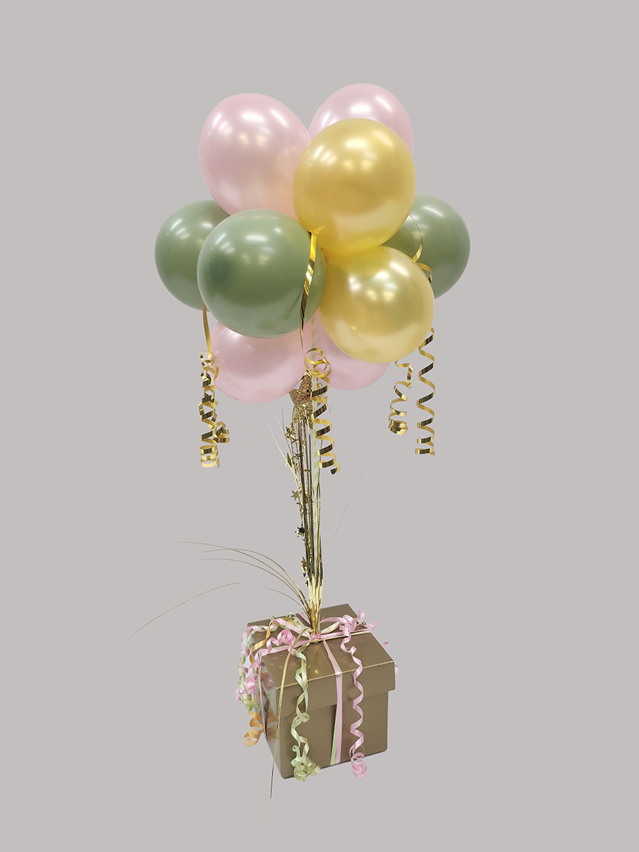 Balloon table centrepiece